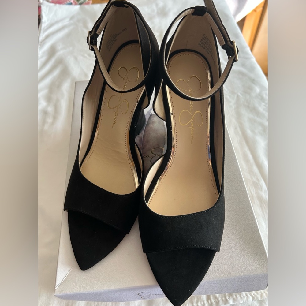 Jessica Simpson peep toe wedge sandal size 8 1/2 M